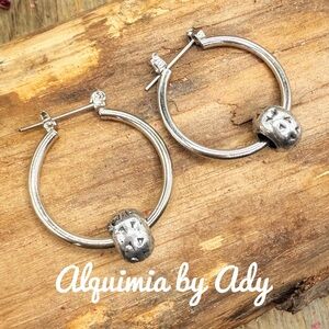 Small cowgirl style silver hoop earrings